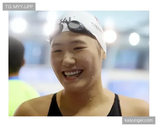 叶诗文训练完直接去奢侈品店扫货，这反差谁懂啊